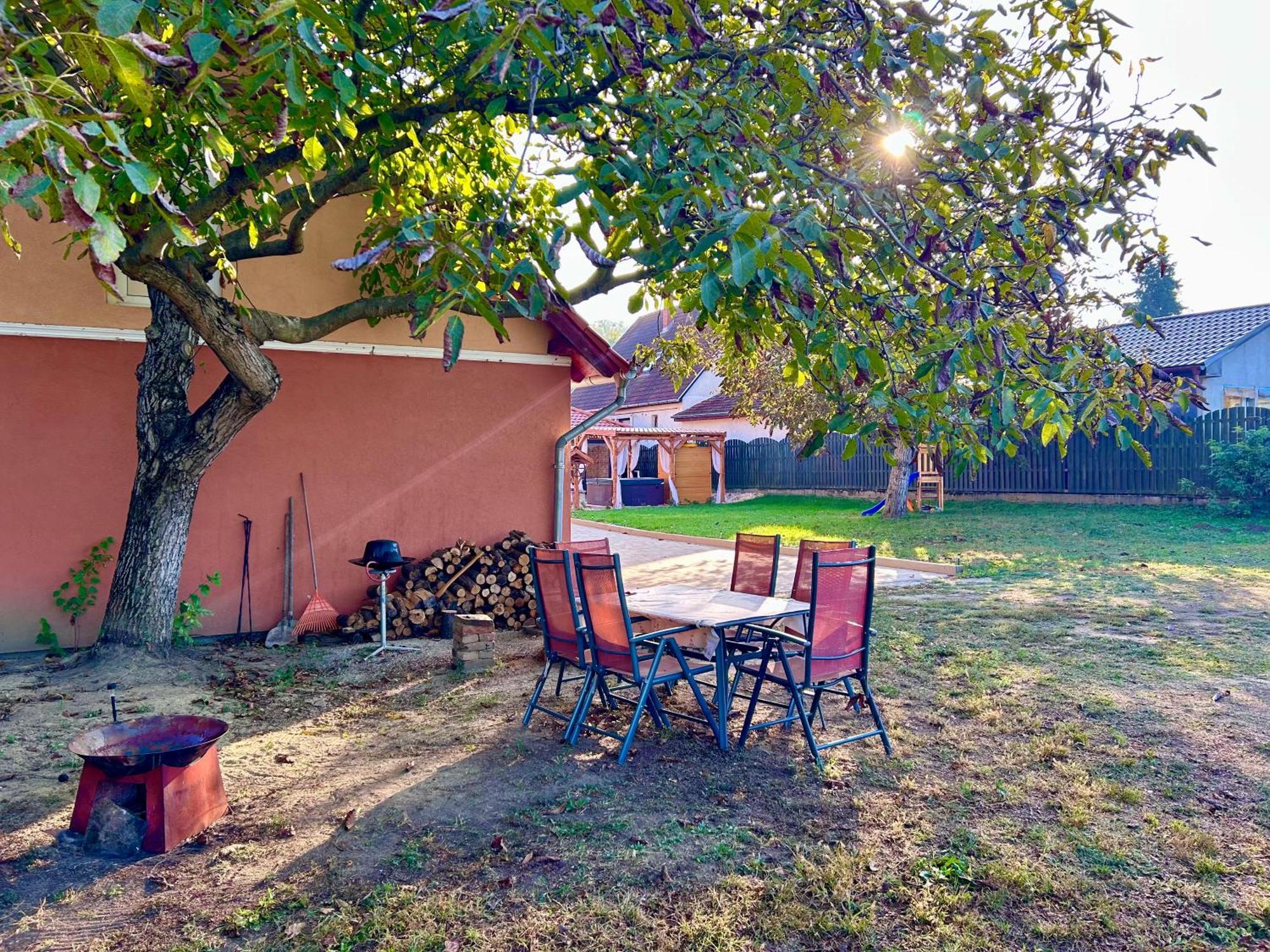 Bikeaway Guesthouse Kereki Exterior photo